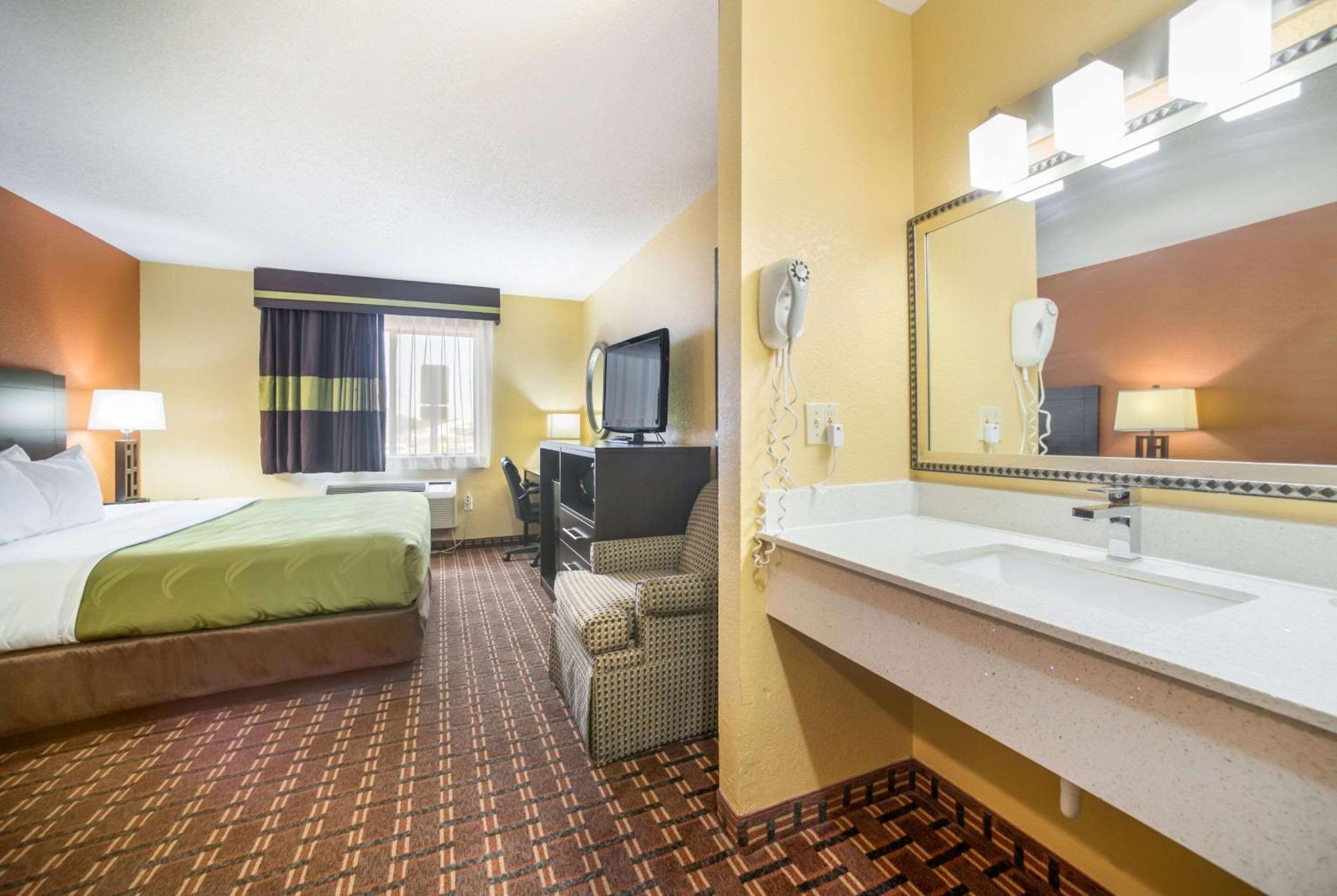 Quality Inn O'Fallon Il - St Louis Экстерьер фото